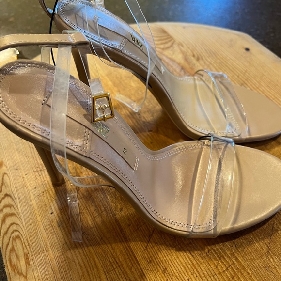 Zara sandals - Picture 2 of 3